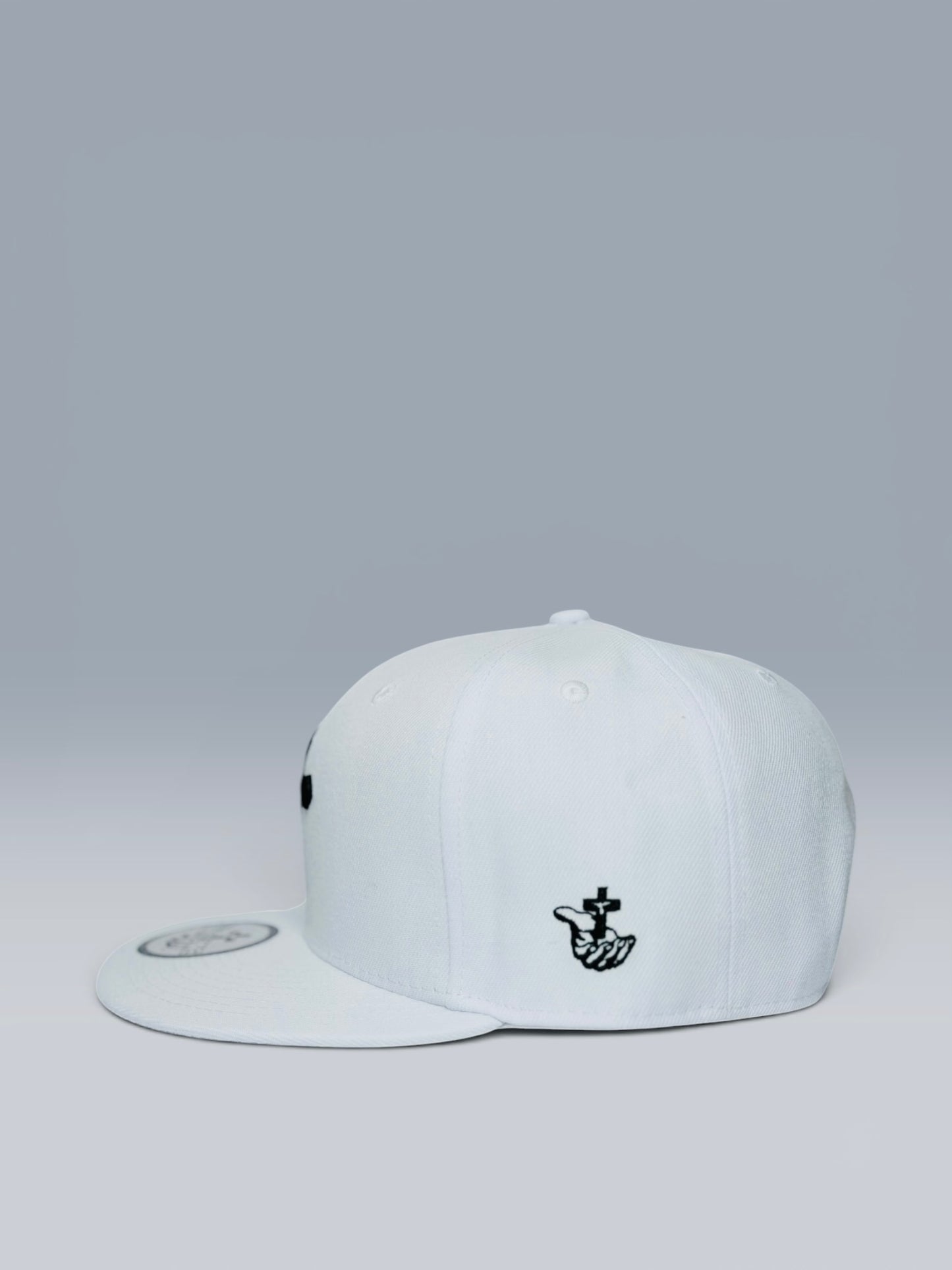 La Cruz- White
