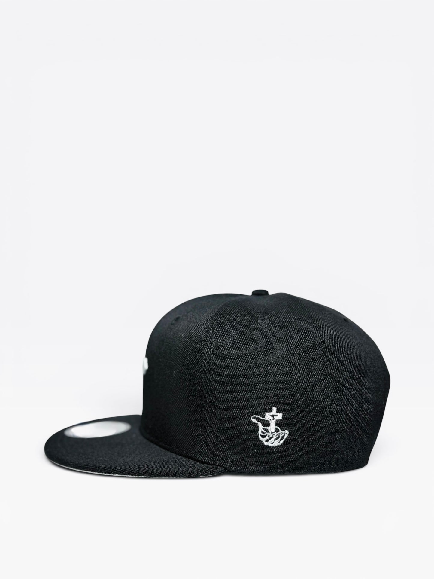 La Cruz- Black